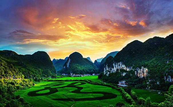 为什么旅游行业要开发旅游攻略小程序